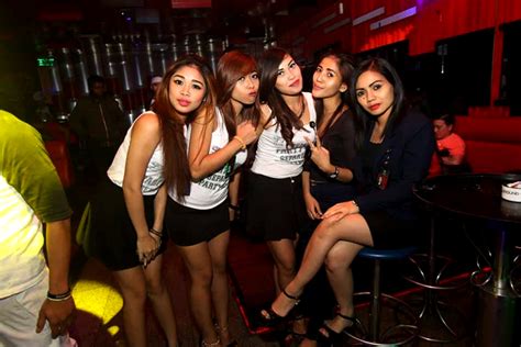 ladyboy batam|Batam Sex Guide: 8 Places to Find Girls for Sex in Batam.